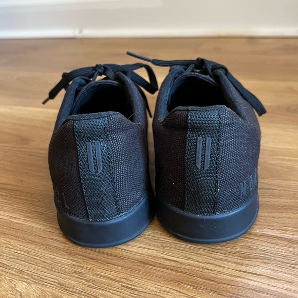 NoBull Trainers
Size 7.5 - Picture 4 of 8